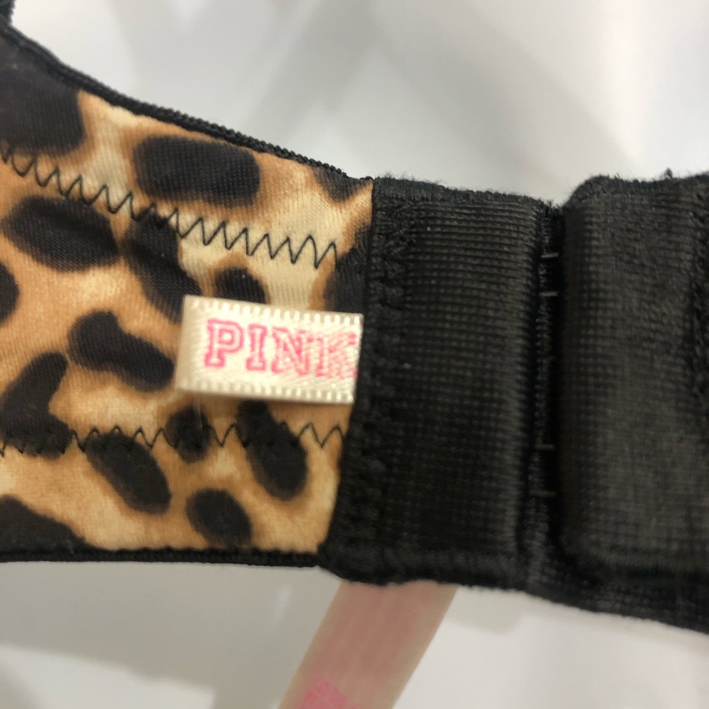 Victoria’s Secret Bra - Picture 6 of 9